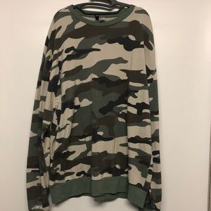 DIVIDED LONG SLEEVE CAMO SHIRT (XL)